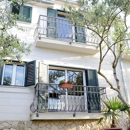 Manuela Bei Holiday home