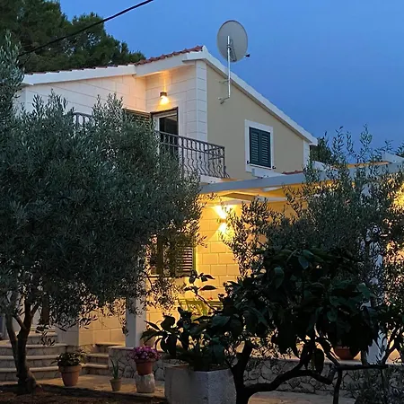 Manuela Bei Holiday home Trogir